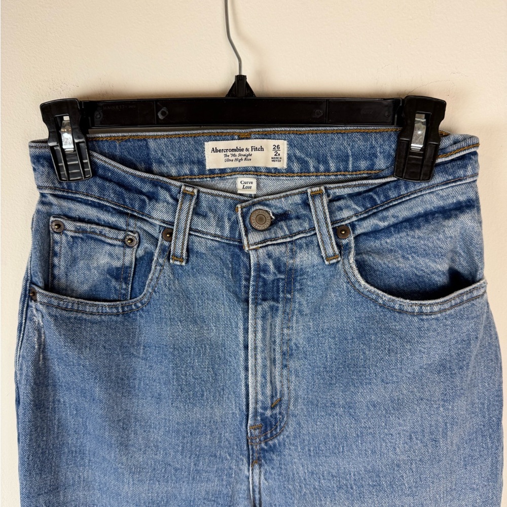 Abercrombie & Fitch The 90s Straight Ultra High Rise Jeans Curve Love Size 26 2 - Picture 4 of 7